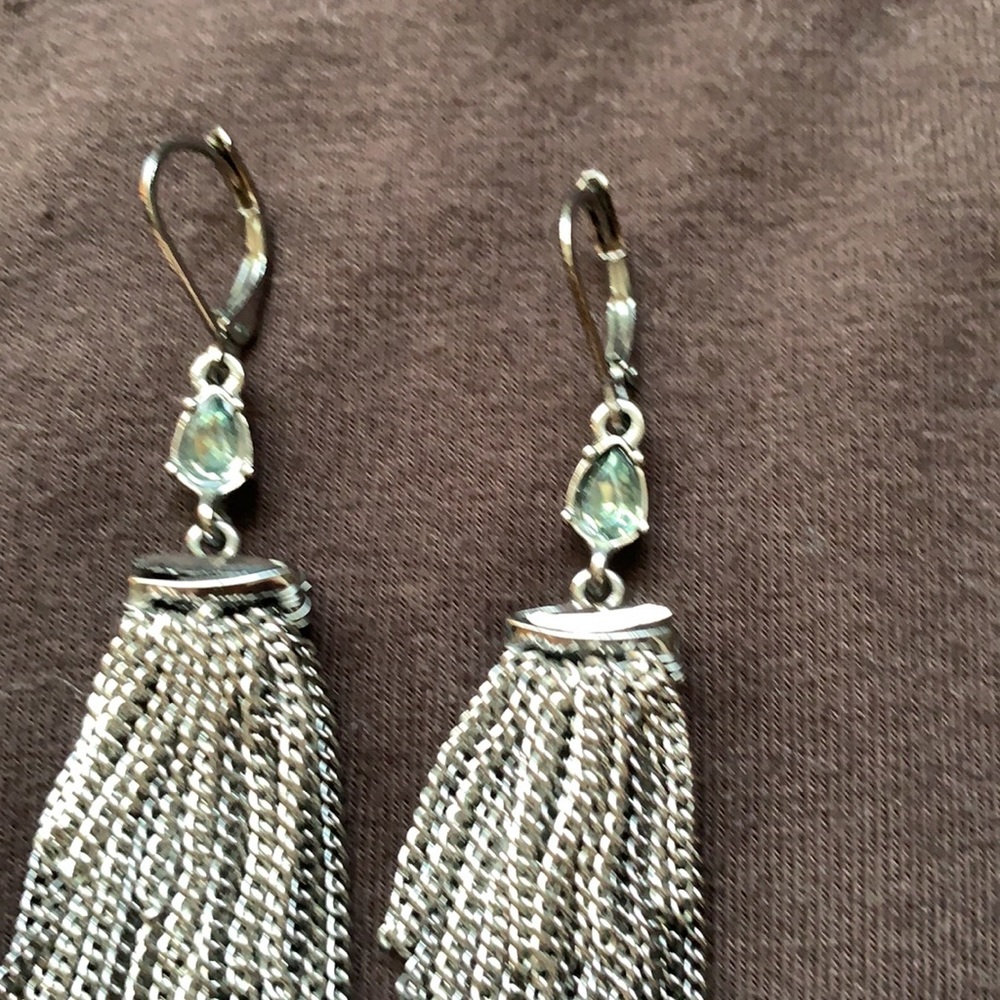 Drop style Earring🌺🌸 - Picture 4 of 10